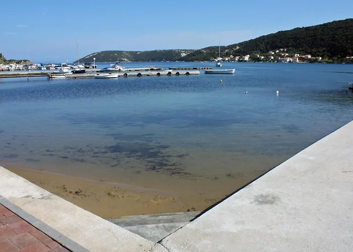 With Parking Space - Donja, Rab - 11237 Apartmán *