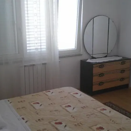 With Parking Space - Donja, Rab - 11237 Apartment *
