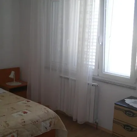 With Parking Space - Donja, Rab - 11237 Apartment Supetarska Draga
